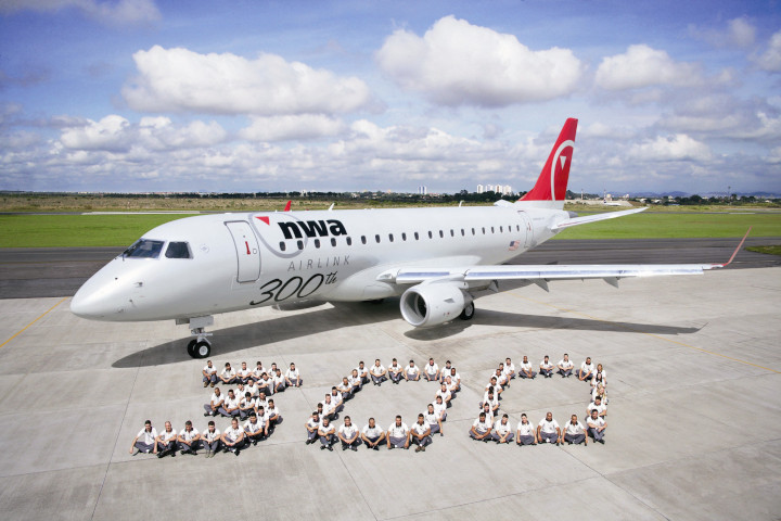 EMBRAER fatura 20% a mais com 1.471 encomendas de aviões comerciais EMBRAER fatura 20% a mais com 1.471 encomendas de aviões comerciais