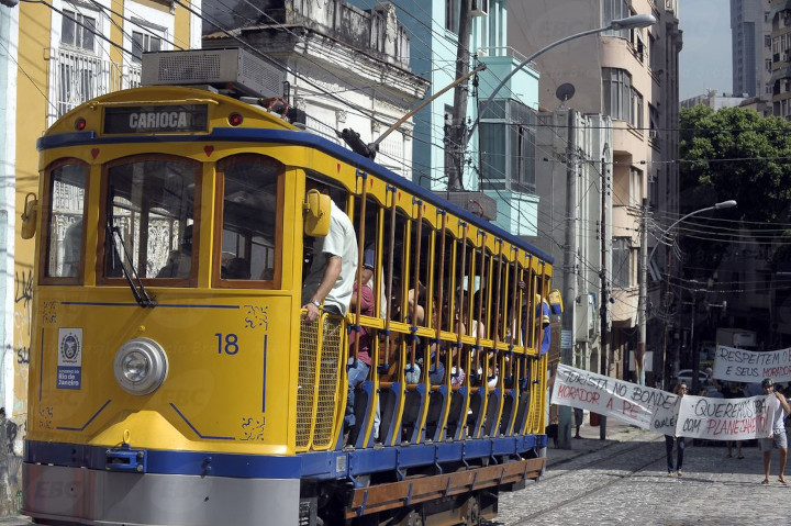 Bondinho de Santa Tereza completa 128 anos no Rio de Janeiro