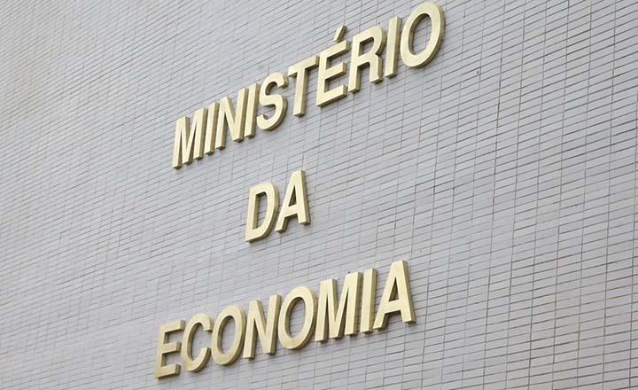 Governo Federal zera imposto de importação para vários remédios