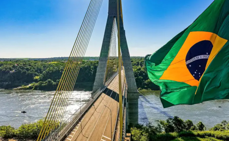 Segunda ponte Brasil-Paraguai entra em operação mas só para caminhões vazios