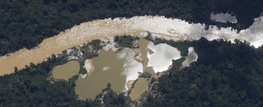 Polícia Federal anuncia destruição de equipamentos do garimpo