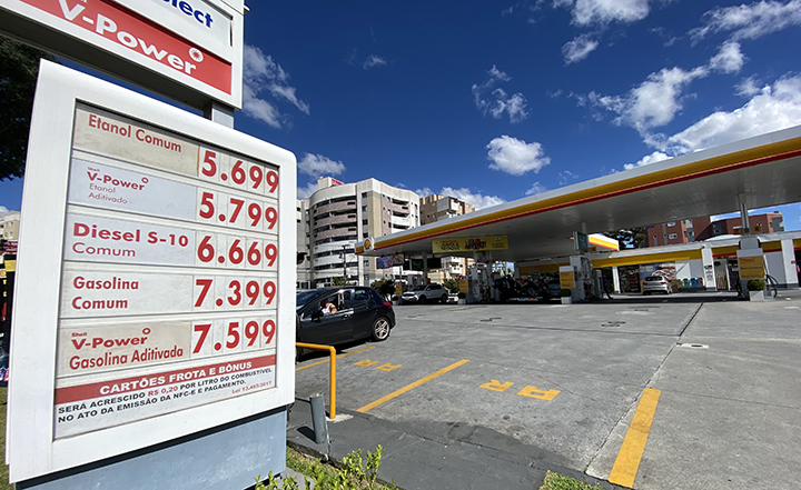 APP da Petrobras explica como forma preços dos combustíveis 