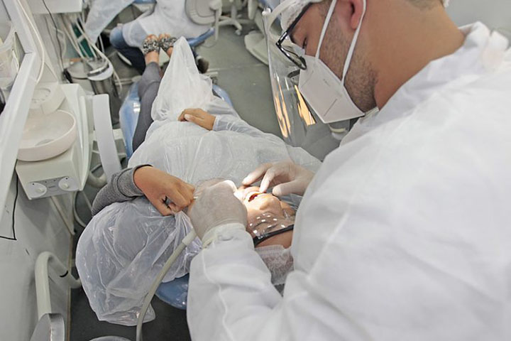 Uso de mercúrio por dentistas pode ganhar mais 3 anos