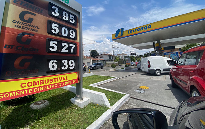 Gasolina e álcool terão aumento de preço antes de março