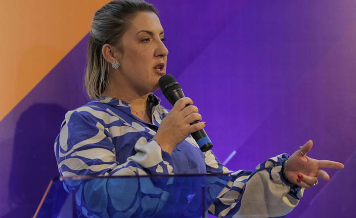 Daniella, Caixa dará ênfase ao crédito às micro e pequenas empresas