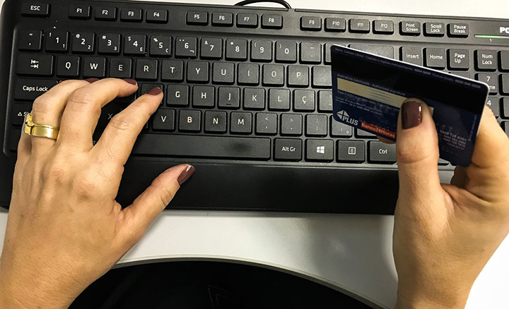 Fique alerta, evite golpes com as contas bancárias: FEBRABAN