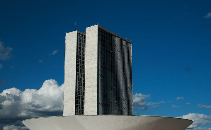 Reforma tributária leva muitos anos para vigorar