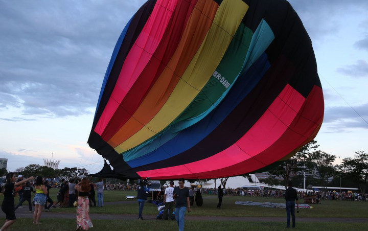 Voo de balão no Brasil tem regras e exigências da ANAC