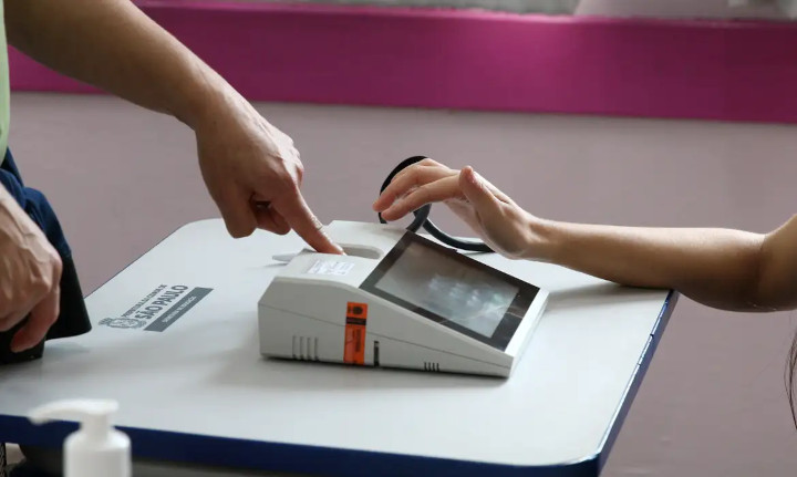 Eleitor pode votar só com a identidade, se não tiver biometria