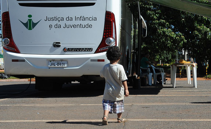 Brasil teve 17,5 mil violações de direitos da criança em 2023