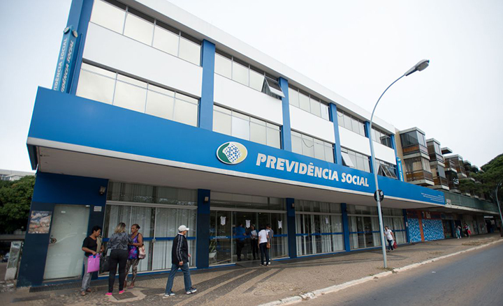 Tecnologia vai reduzir processamento de folha do INSS