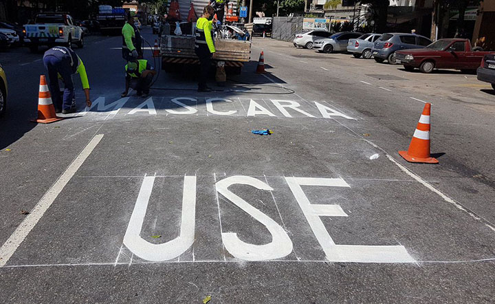 FIOCRUZ sugere uso de máscara no transporte público