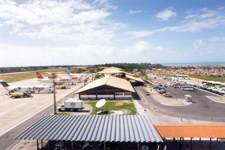 ANAC determina redução de voos para Porto Seguro: segurança