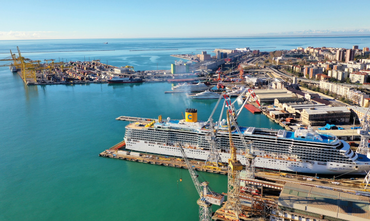 Porto de Santos busca opções de comércio marítimo na Europa Porto de Santos busca opções de comércio marítimo na Europa