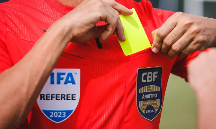 Novo modelo  de arbitragem da CBF, prevê rebaixamento de 2 profissionais a cada ano