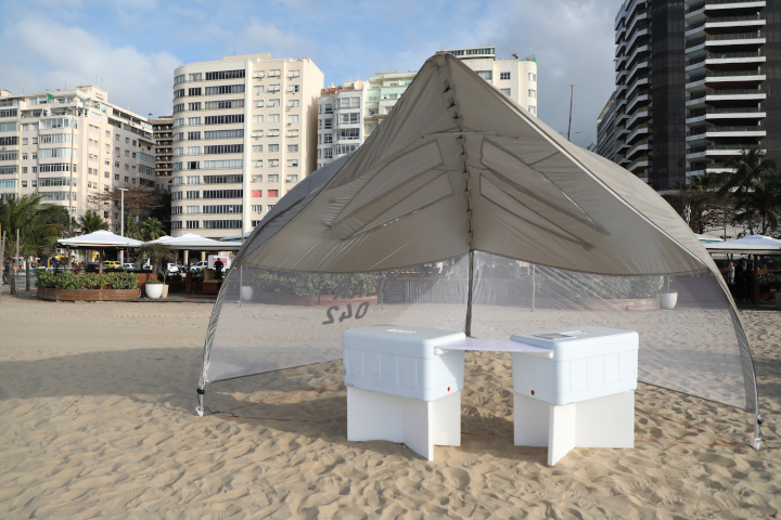 Rio de Janeiro usa tecnologia para controle de som alto nas praias em novas barracas
