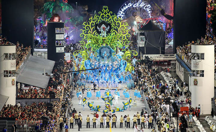 Desfile de escolas de samba de São Paulo já vendem ingressos