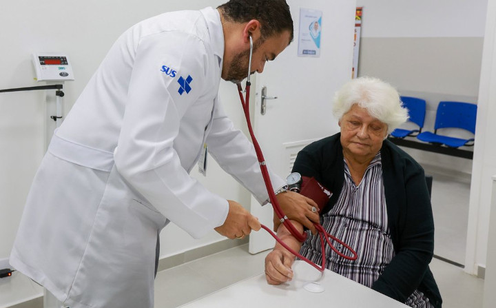 Estação fria não é só a gripe que ameaça idosos, tem também o vírus sinicial
